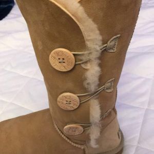 Uggs Bailey